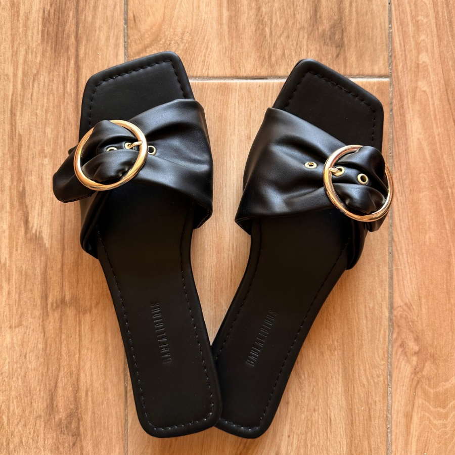 PANDILLA BLACK SLIPPERS