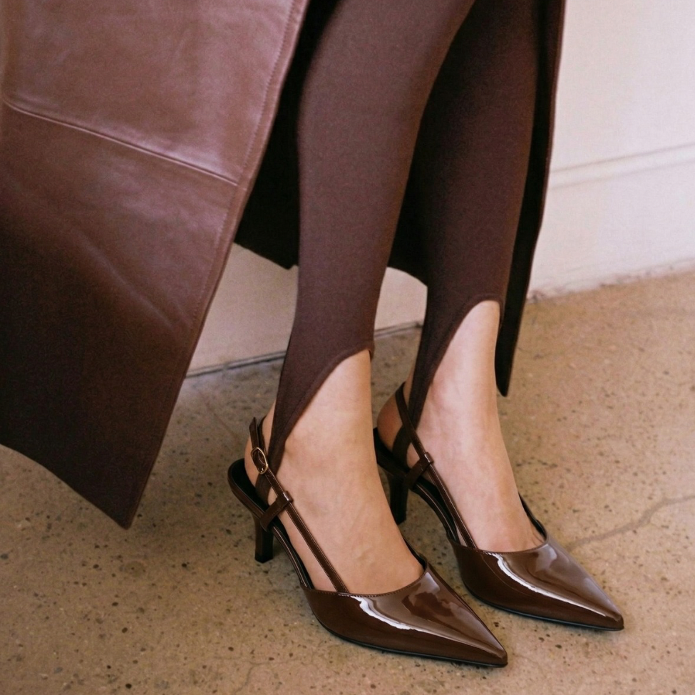 CLASICA BROWN SLING-BACK KITTEN HEELS