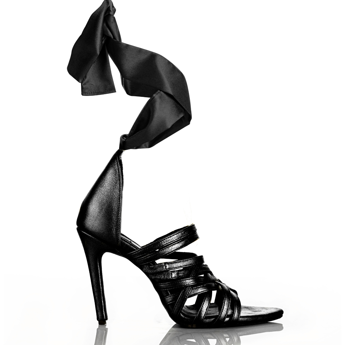 TIRANTE BLACK HEELS