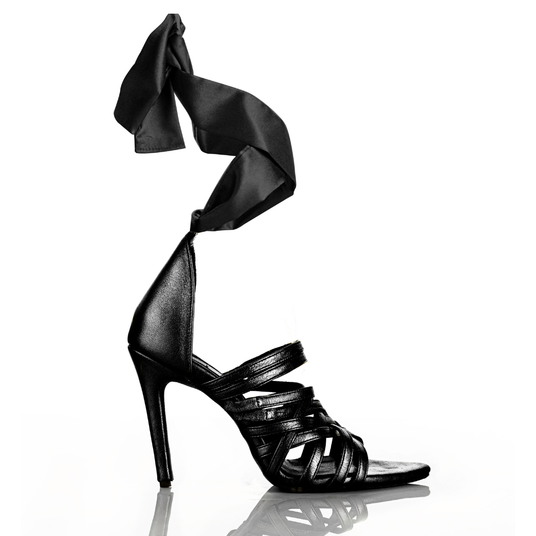 TIRANTE BLACK HEELS