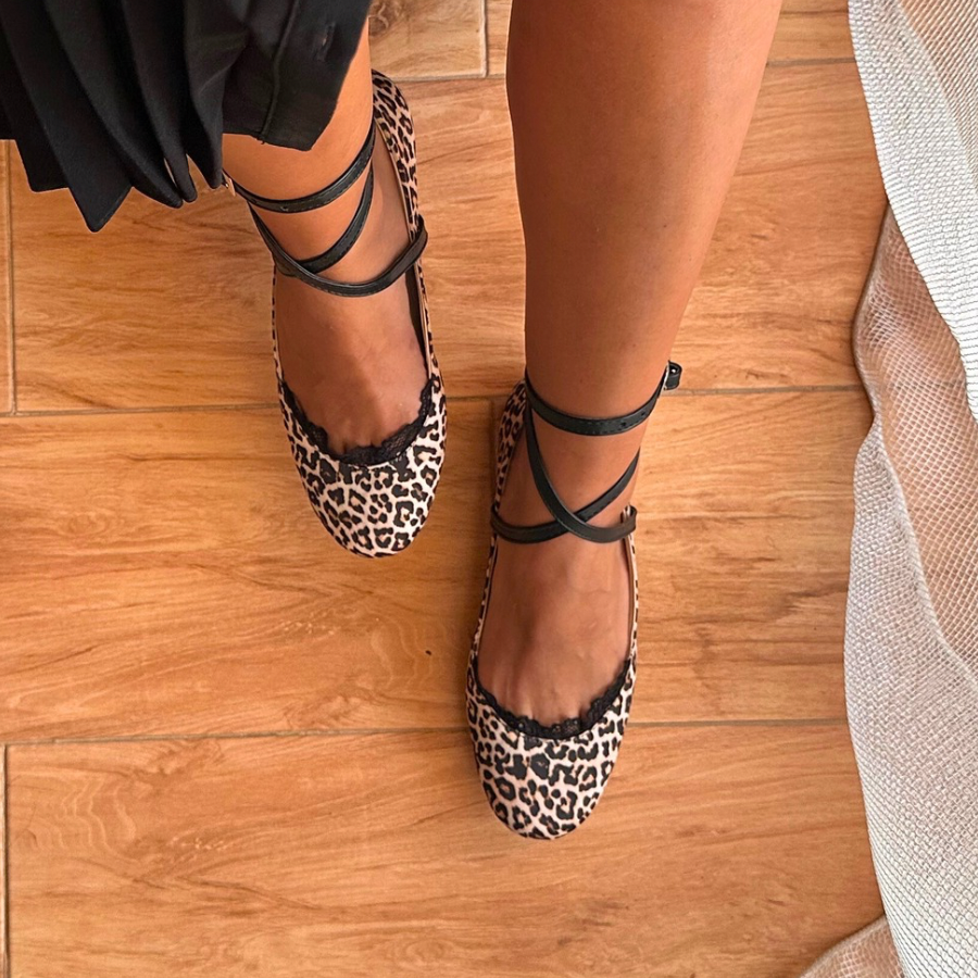 AMORIO MINI LEOPARD FLATS