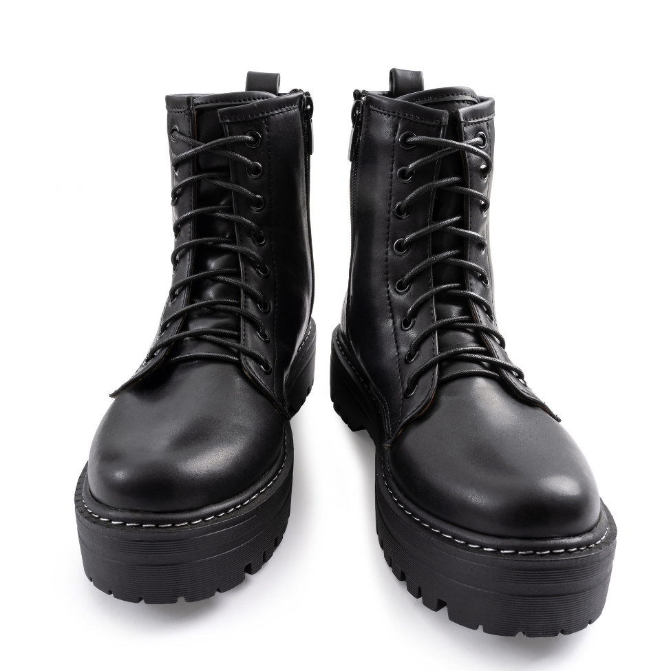 BOTA BLACK BOOTS