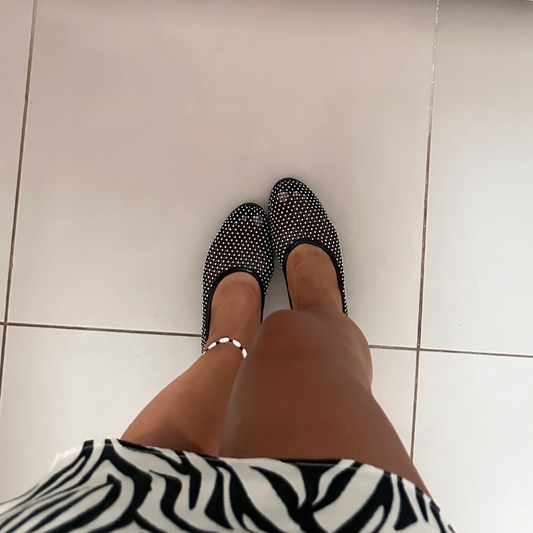 BAILA GLOW BLACK FLATS