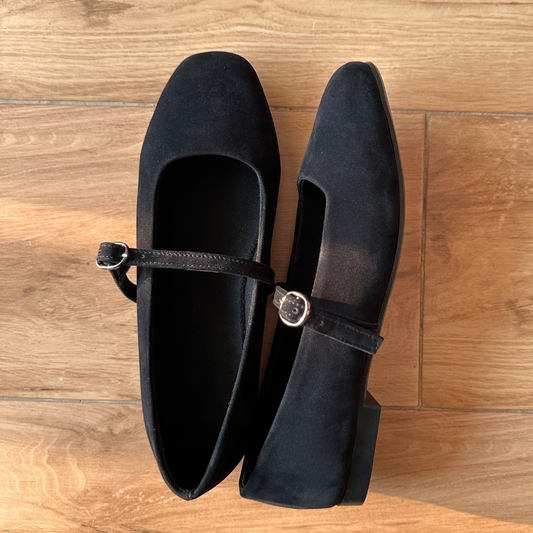 BAILATIRA VELVET BLACK (Square-Toe)