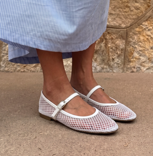 BAILATIRA WHITE FISHNET FLATS