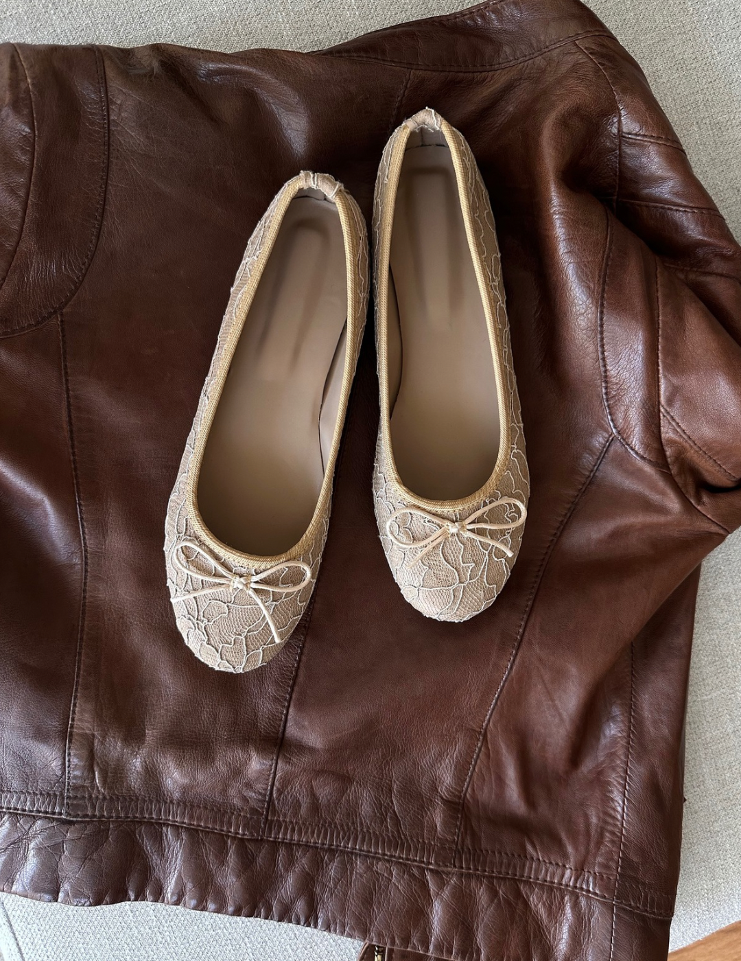 BAILA LACE MOCHA FLATS