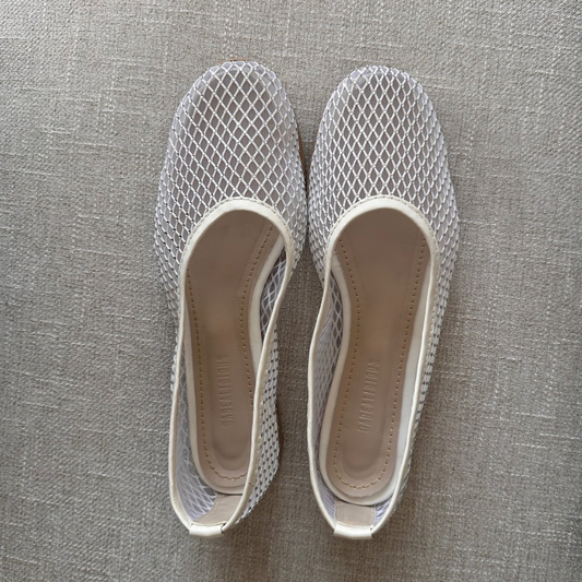 BAILA GLOW WHITE FLATS