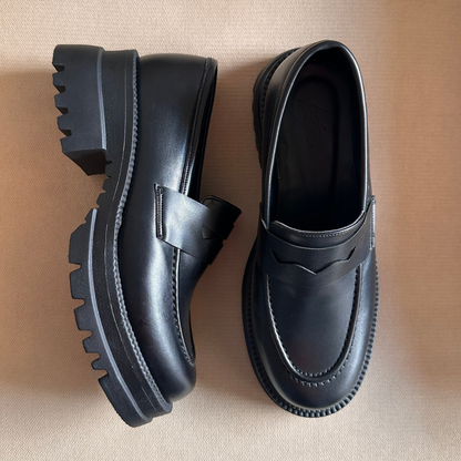 MASSIVO CLASSIC BLACK LOAFERS