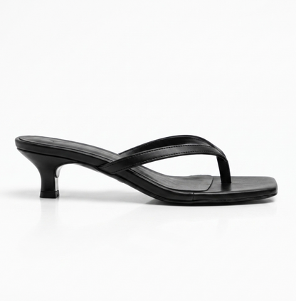 CATENA BLACK THONG KITTEN SANDALS
