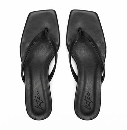 CATENA BLACK THONG KITTEN SANDALS