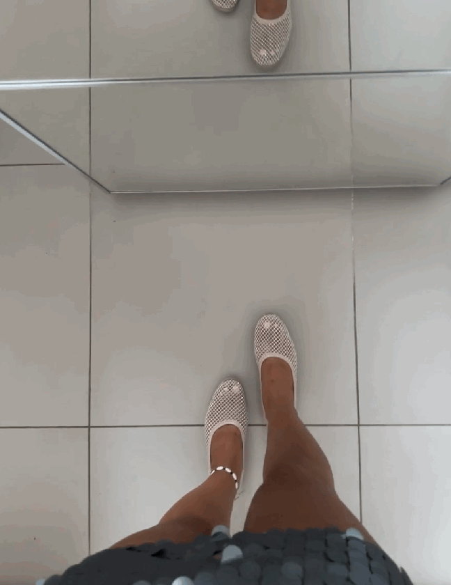 BAILA GLOW BEIGE FLATS