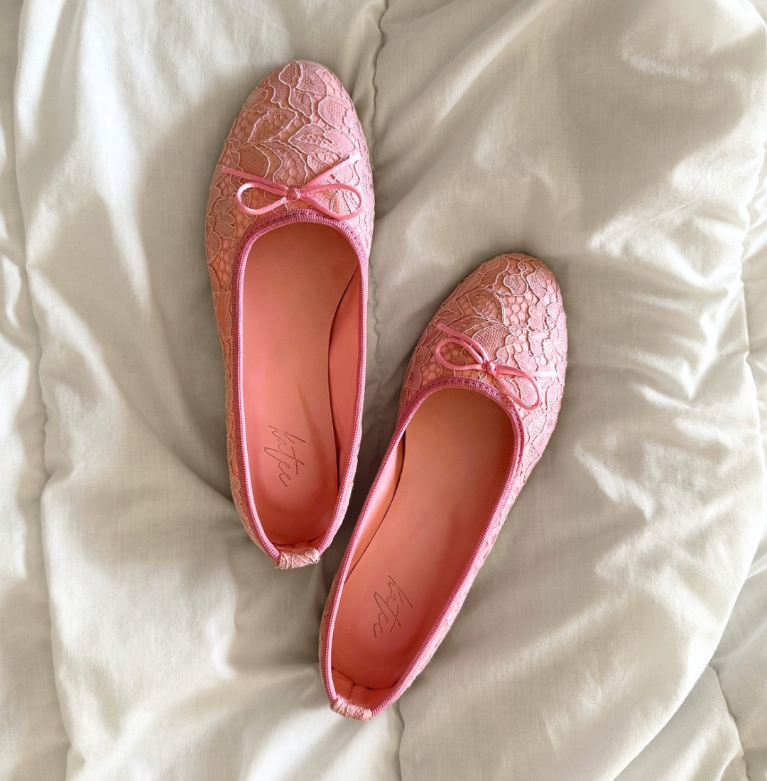 BAILA LACE BLUSH PINK FLATS