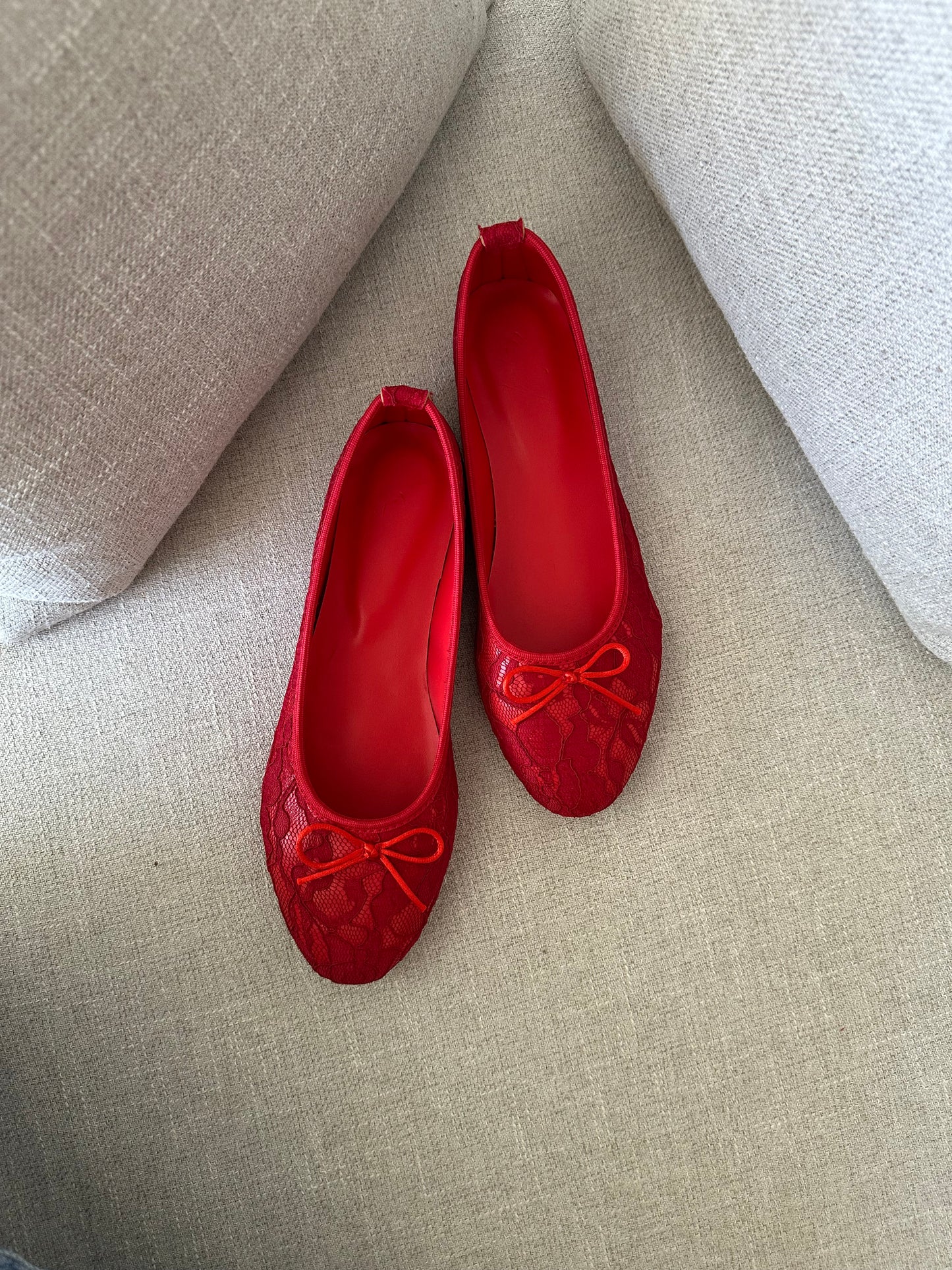 BAILA LACE TOMATO RED FLATS