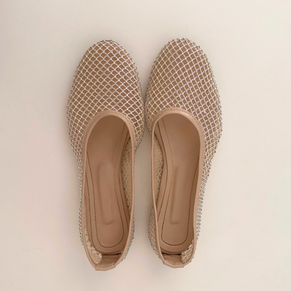BAILA GLOW BEIGE FLATS
