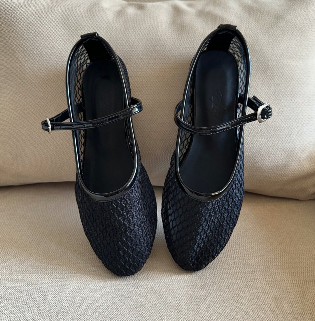 BAILATIRA BLACK FISHNET FLATS