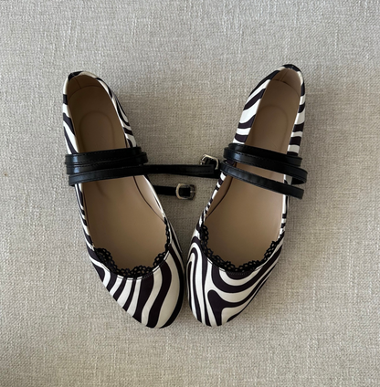 AMORIO LIGHT ZEBRA FLATS