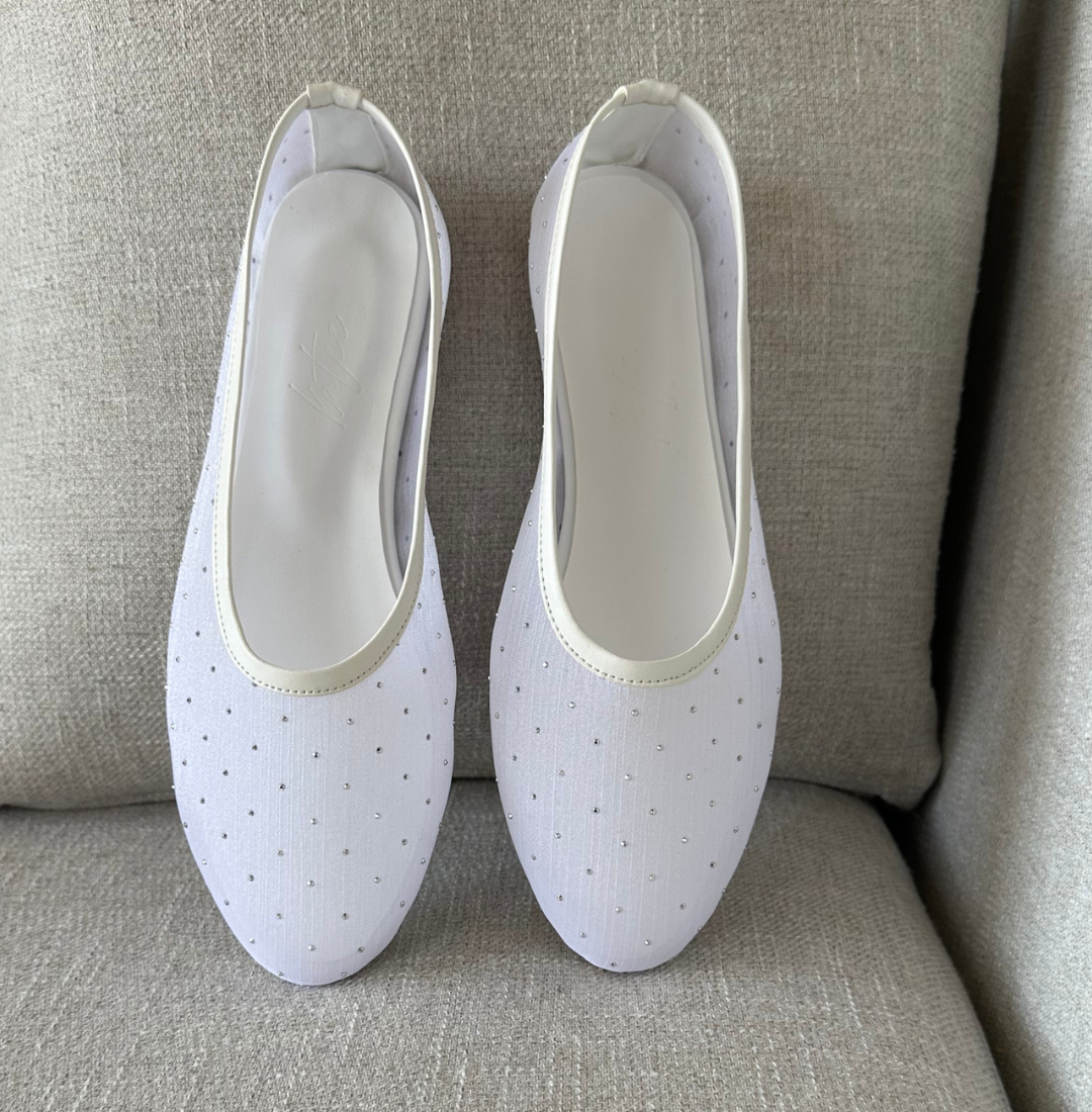 BAILA GLOW WHITE FLATS