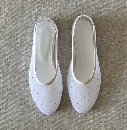 BAILA GLOW WHITE FLATS