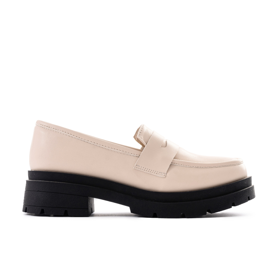 MASSIVO CLASSIC BEIGE LOAFERS