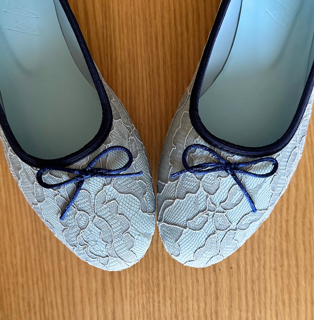 BAILA LACE ICE BLUE FLATS