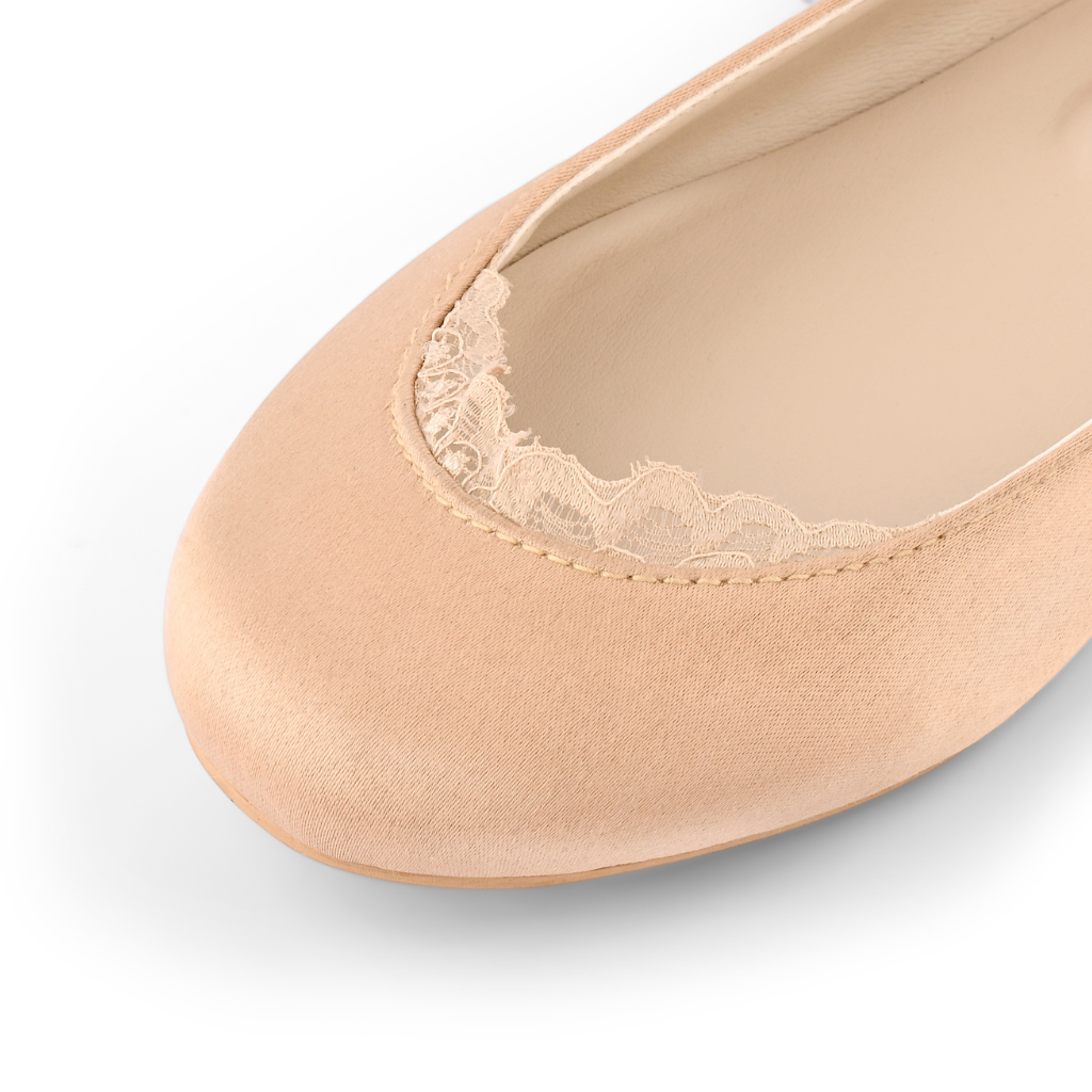 AMORIO NUDE FLATS